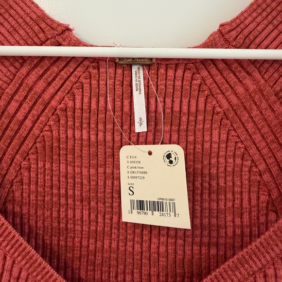 Free People Red Ribbed Crop Top - Picture 2 of 3